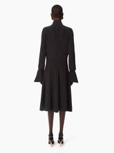 Cargar imagen en el visor de la galería, HIGH NECK MIDI DRESS IN BLACK - Nina Ricci