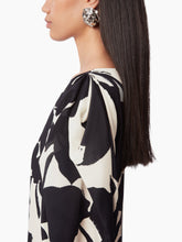 Cargar imagen en el visor de la galería, MINI DRESS WITH PUFFED SLEEVES - Nina Ricci