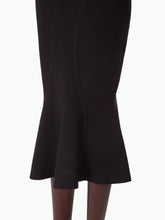Cargar imagen en el visor de la galería, LONG MERMAID SKIRT WITH CUTLINES IN BLACK - Nina Ricci