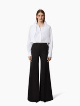 Cargar imagen en el visor de la galería, Black Flared Wool Pants