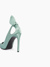 Charger l'image dans la galerie, SATIN PUMPS WITH BOW DETAIL - Nina Ricci