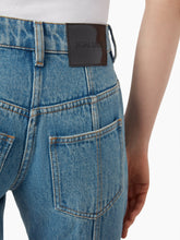 Cargar imagen en el visor de la galería, DISTRESSED FLARED JEANS - Nina Ricci