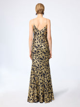 Charger l'image dans la galerie, Long Marbled Gold Silk Dress