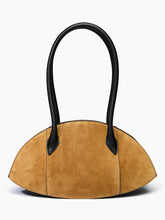 Charger l'image dans la galerie, • LE BALL BAG MEDIUM SUÈDE
