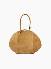 Cargar imagen en el visor de la galería, LE BAL BAG LARGE IN SUEDE