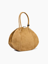 Cargar imagen en el visor de la galería, LE BAL BAG LARGE IN SUEDE
