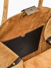 Charger l'image dans la galerie, • LE BALL BAG GRAND SUÈDE