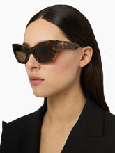 Load image into Gallery viewer, FULL MOON CAT-EYE SUNGLASSES