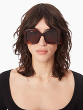 Load image into Gallery viewer, Full Moon Oversize Shiny Havana Sunglasses
