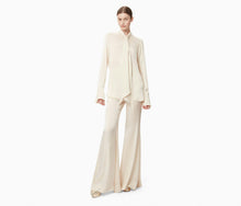 Charger l'image dans la galerie, PANTALON FLUIDE ÉVASÉ EN SATIN
