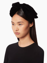 Charger l'image dans la galerie, BOW HEADBAND IN VELVET - NINA RICCI
