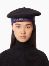 Charger l'image dans la galerie, WOOL BERET WITH NINA RICCI LOGO IN BLACK - Nina Ricci

