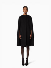 Cargar imagen en el visor de la galería, Tailored Wool Cape
