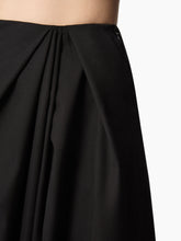 Charger l'image dans la galerie, Black Large Draped Pants
