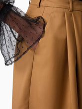Load image into Gallery viewer, Brown Highwaisted Shorts
