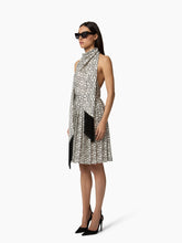 Charger l'image dans la galerie, Halterneck Logo-Print Top

