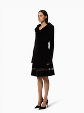 Charger l'image dans la galerie, Wide Collar Velvet Jacket
