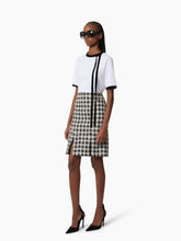 Load image into Gallery viewer, White Bow Ruban T-Shirt
