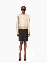 Charger l'image dans la galerie, Beige Logo-Print Sweater
