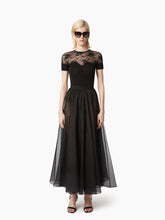 Cargar imagen en el visor de la galería, VOLUMINOUS MAXI SKIRT - Nina Ricci
