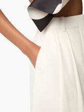 Charger l'image dans la galerie, Wide Pleated Shorts - Nina Ricci

