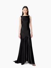 Cargar imagen en el visor de la galería, MERMAID DRESS WITH OPEN BACK - Nina Ricci
