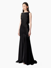 Cargar imagen en el visor de la galería, MERMAID DRESS WITH OPEN BACK - Nina Ricci
