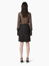 Cargar imagen en el visor de la galería, SHIRT WITH BELL CUFFS - Nina Ricci
