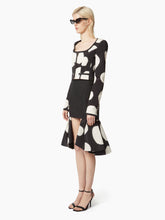 Charger l'image dans la galerie, SHORT JACKET WITH ROUND NECKLINE - Nina Ricci
