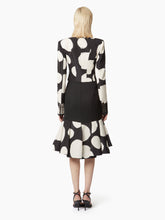 Charger l'image dans la galerie, SHORT JACKET WITH ROUND NECKLINE - Nina Ricci
