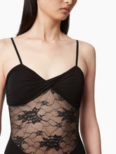 Cargar imagen en el visor de la galería, MERMAID DRESS WITH LACE INSERTS - Nina Ricci
