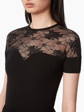 Cargar imagen en el visor de la galería, TOP WITH LACE INSERT - Nina Ricci
