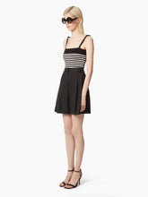 Cargar imagen en el visor de la galería, STRIPED KNIT TANK TOP - Nina Ricci

