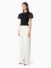 Cargar imagen en el visor de la galería, T-SHIRT WITH PEPLUM SHORT SLEEVES - Nina Ricci
