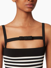 Cargar imagen en el visor de la galería, STRIPED KNIT DRESS - Nina Ricci
