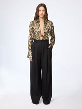 Cargar imagen en el visor de la galería, Marble Gold Shirt With Bell Cuffs
