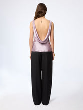 Charger l'image dans la galerie, Mauve Halterneck Drapped Silk Satin Top
