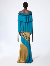Charger l'image dans la galerie, Blue Boat Neck Silk Top With Bow Details
