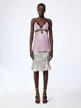 Load image into Gallery viewer, Mauve V-Neck Silk Satin Top
