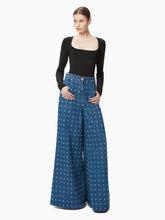 Load image into Gallery viewer, SQUARE NECKLINE TOP
