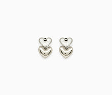 画像をギャラリービューアに読み込む, Heart Charm Earrings
