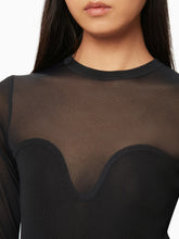 画像をギャラリービューアに読み込む, HEART NECKLINE TOP

