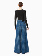 Load image into Gallery viewer, SQUARE NECKLINE TOP
