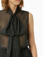 Load image into Gallery viewer, SLEEVELESS POLKA DOT SHIRT
