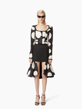 Charger l'image dans la galerie, Short Jacket With Round Neckline
