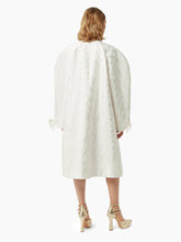 Charger l'image dans la galerie, Opera Coat With Cocoon Sleeves In White - Nina Ricci
