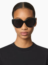 Charger l'image dans la galerie, FULL MOON BUTTERFLY SUNGLASSES
