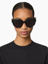 Load image into Gallery viewer, FULL MOON BUTTERFLY SUNGLASSES
