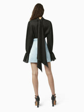 Cargar imagen en el visor de la galería, BLUSA CUT-OUT EN JACQUARD DE LEOPARDO
