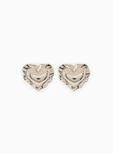 Load image into Gallery viewer, Cushion Heart Earrings
